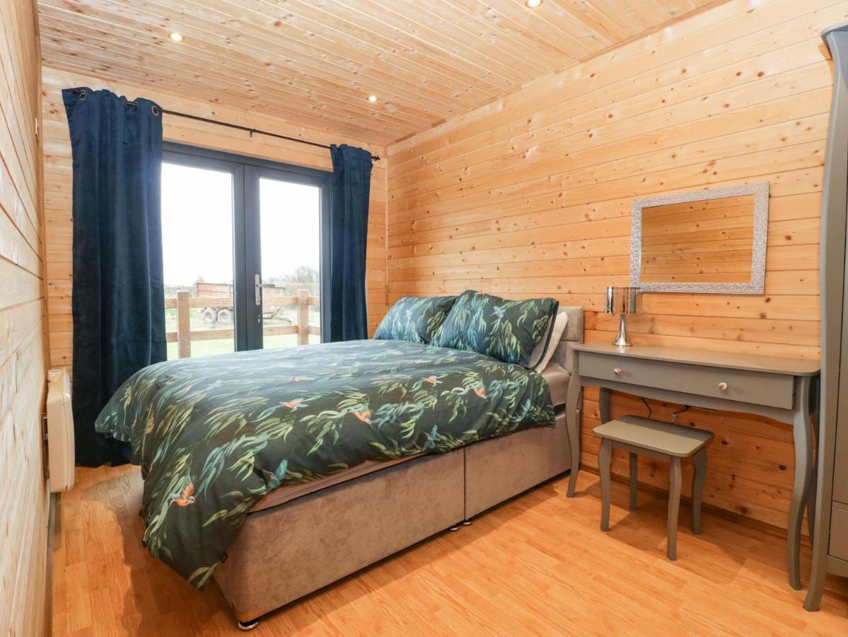 The Lodge At Crossroads Farm Bridgwater Exteriör bild