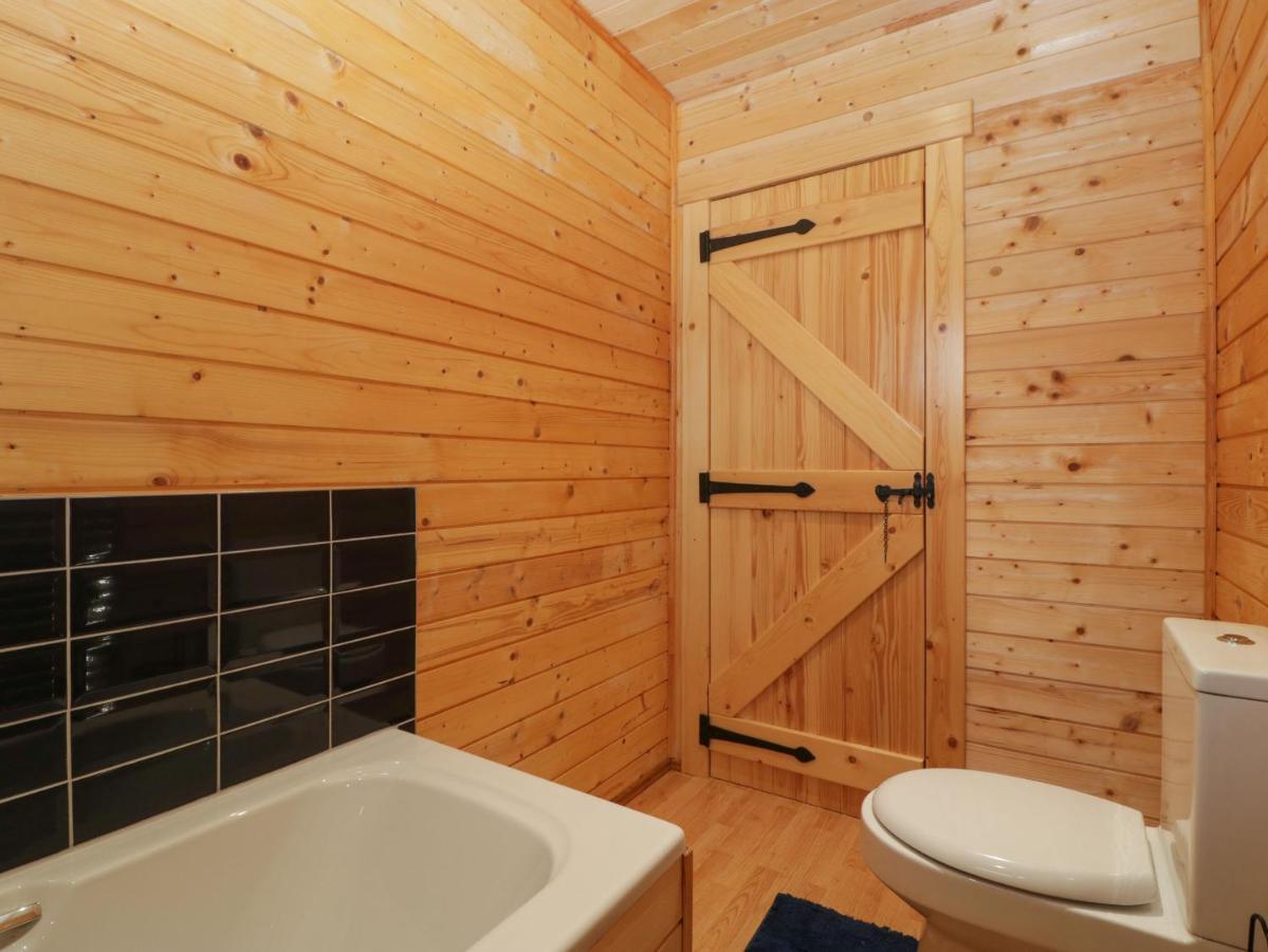 The Lodge At Crossroads Farm Bridgwater Exteriör bild