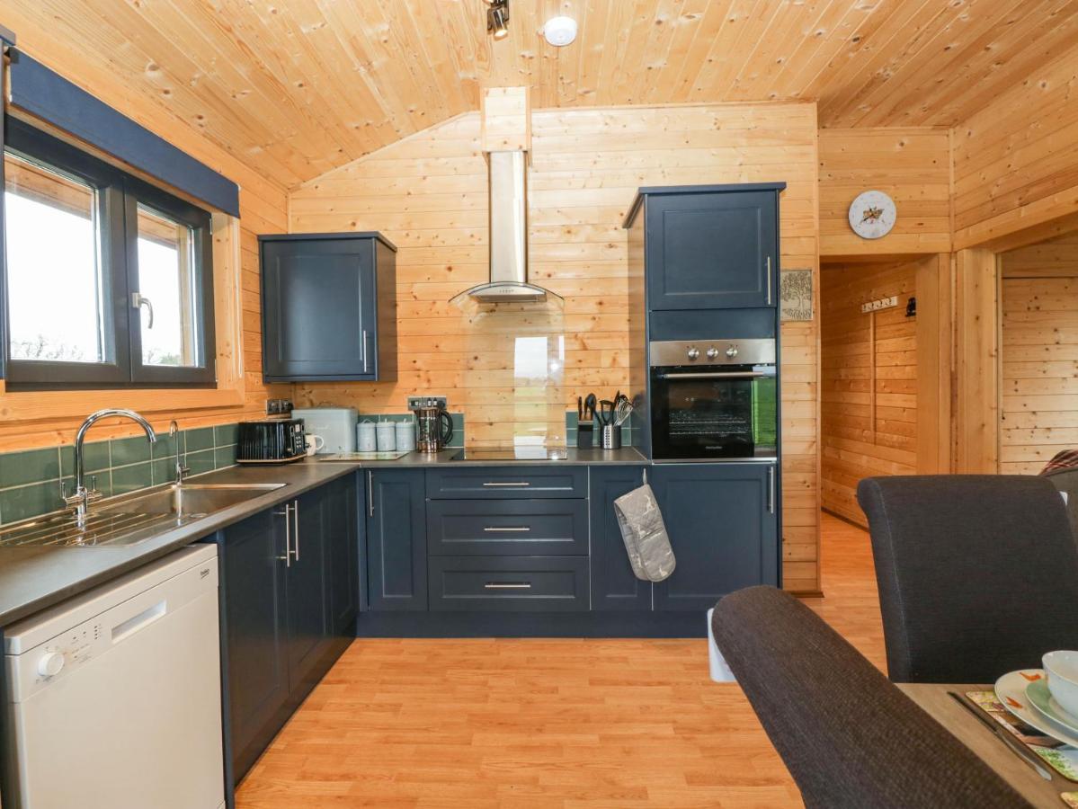 The Lodge At Crossroads Farm Bridgwater Exteriör bild